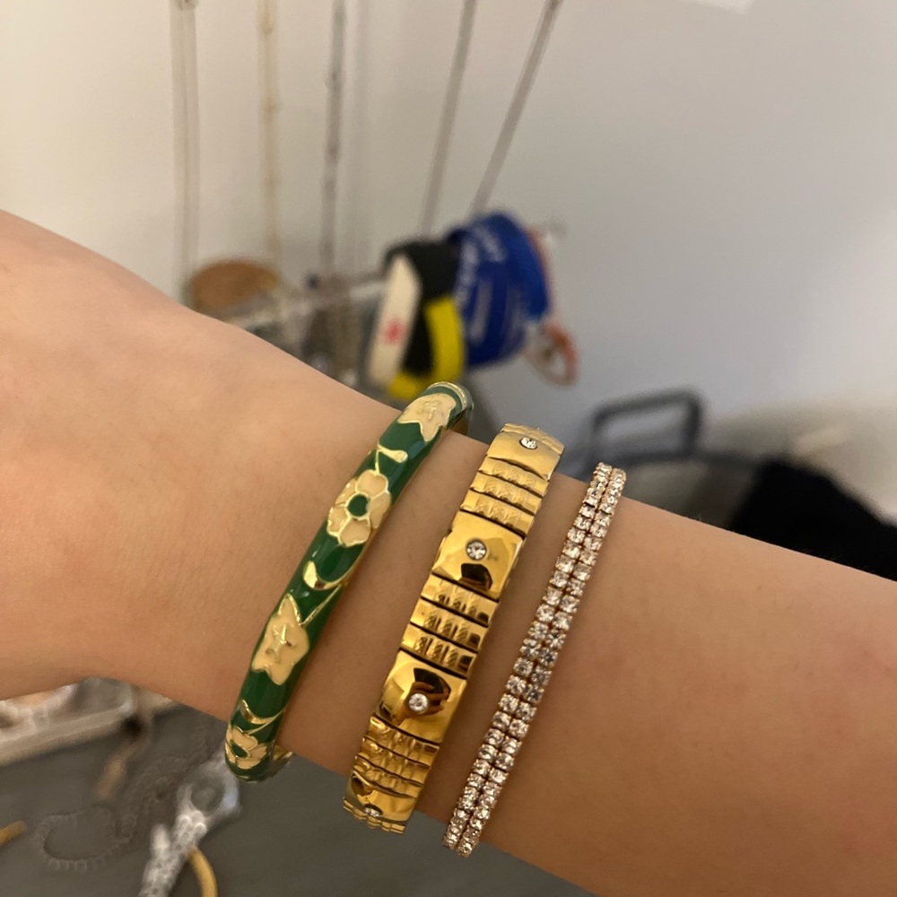 CUSTOM JEWLERY